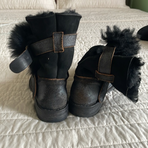 Fiorentini + Baker Sherpa Lined Boots - Picture 3 of 4